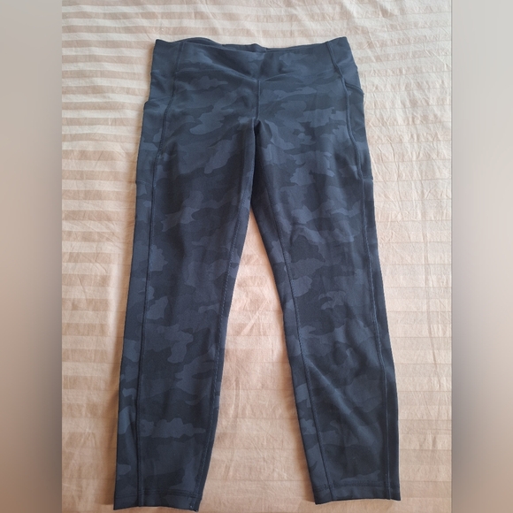 Invigorate Leggings Camo - Picture 2 of 2